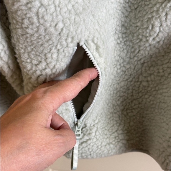 Fabletics Tahoe Teddy Jacket Tumbled Stone Green Sherpa Soft Cozy Women's Sz XL - Picture 7 of 16